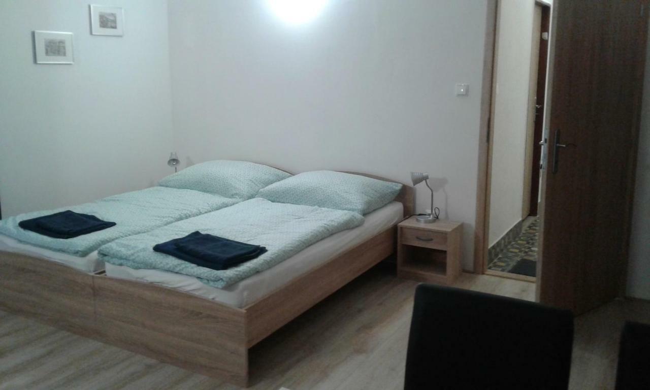 Penzion Muskat Микулов Экстерьер фото