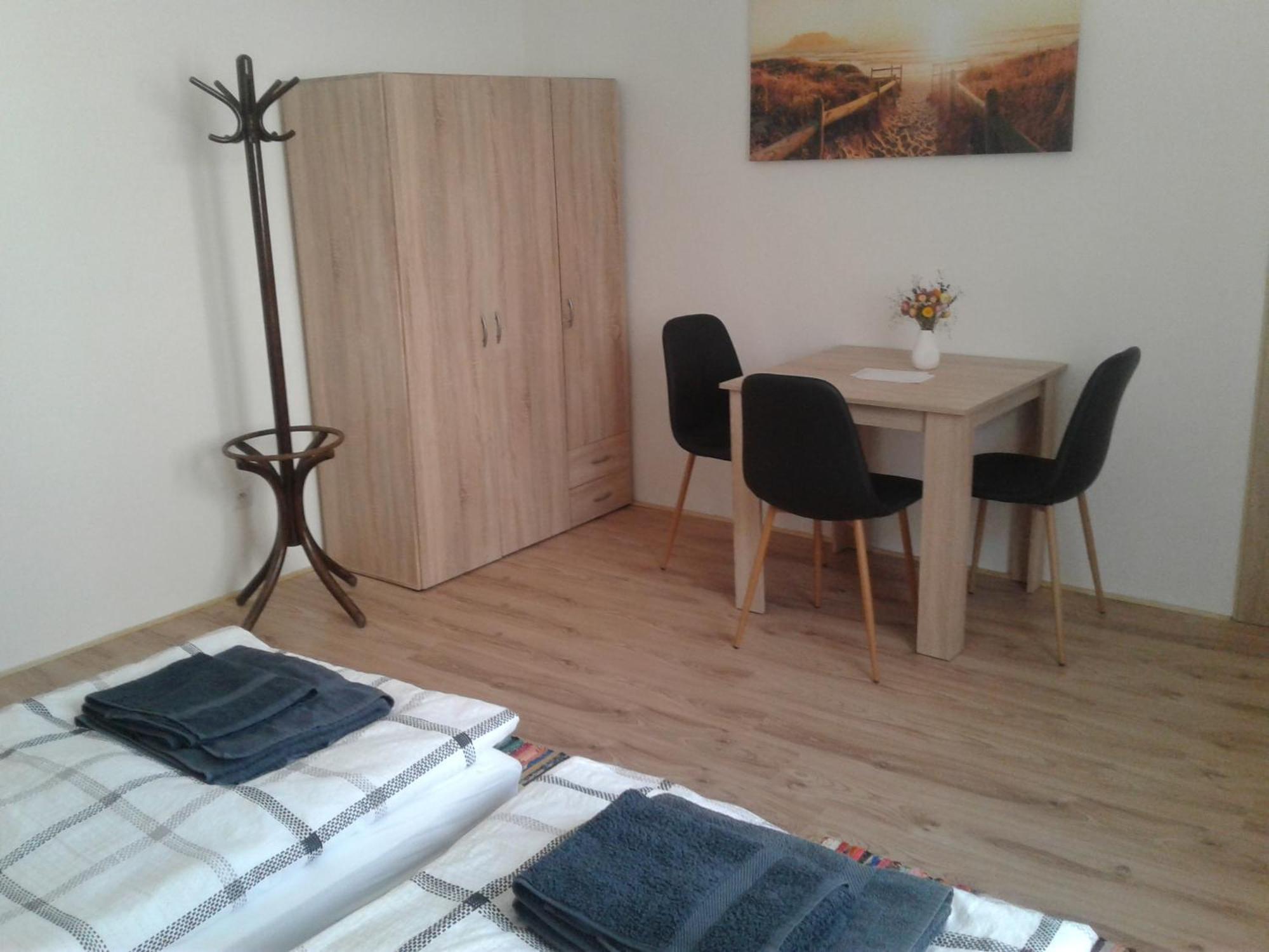 Penzion Muskat Микулов Экстерьер фото